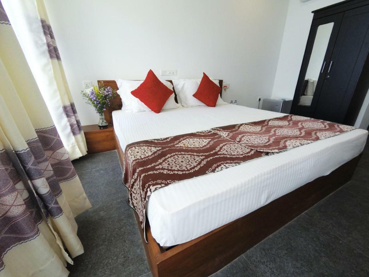 Wave Hotel 2*